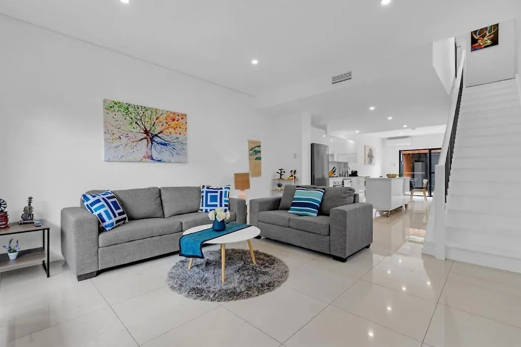 2Br Townhouse Cbd Chinatown Free Wifi Freeparking Villa Adelaide
