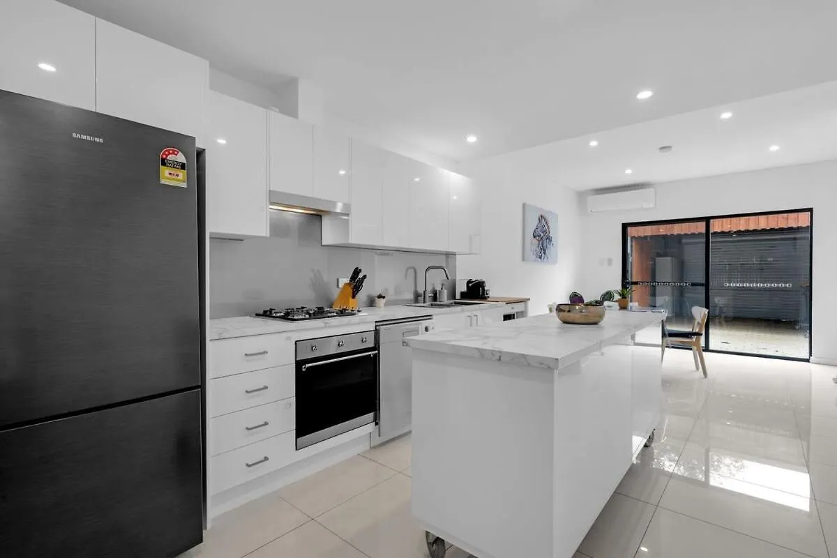 2Br Townhouse Cbd Chinatown Free Wifi Freeparking Villa Adelaide Holiday home