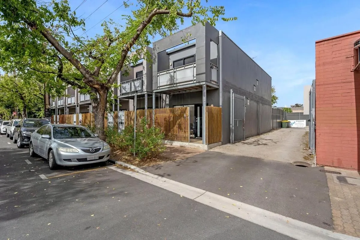 Holiday home 2Br Townhouse Cbd Chinatown Free Wifi Freeparking Villa Adelaide