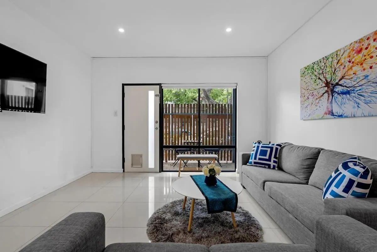 2Br Townhouse Cbd Chinatown Free Wifi Freeparking Villa Adelaide 0*,  Australia